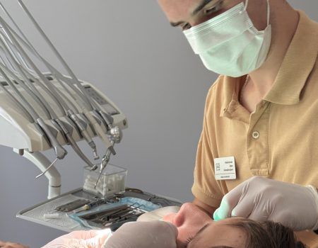 кюретаж ясен та пародонтальних кишень