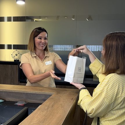 Освітлення зубів системою Opalescence (Львів)